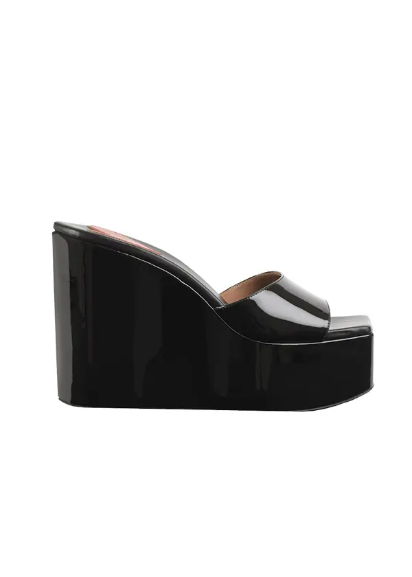 Alaia sandals