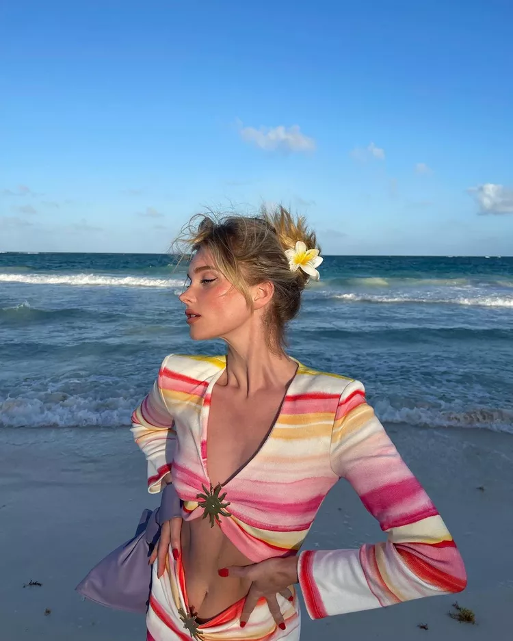Elsa Hosk na plaži