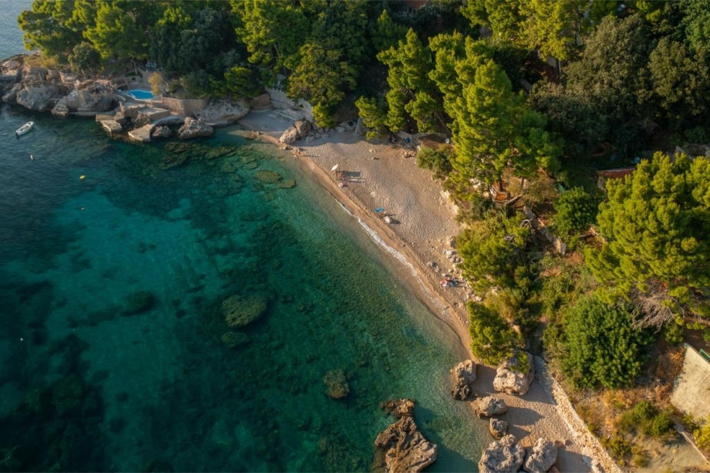 najlepše plaže pelješac