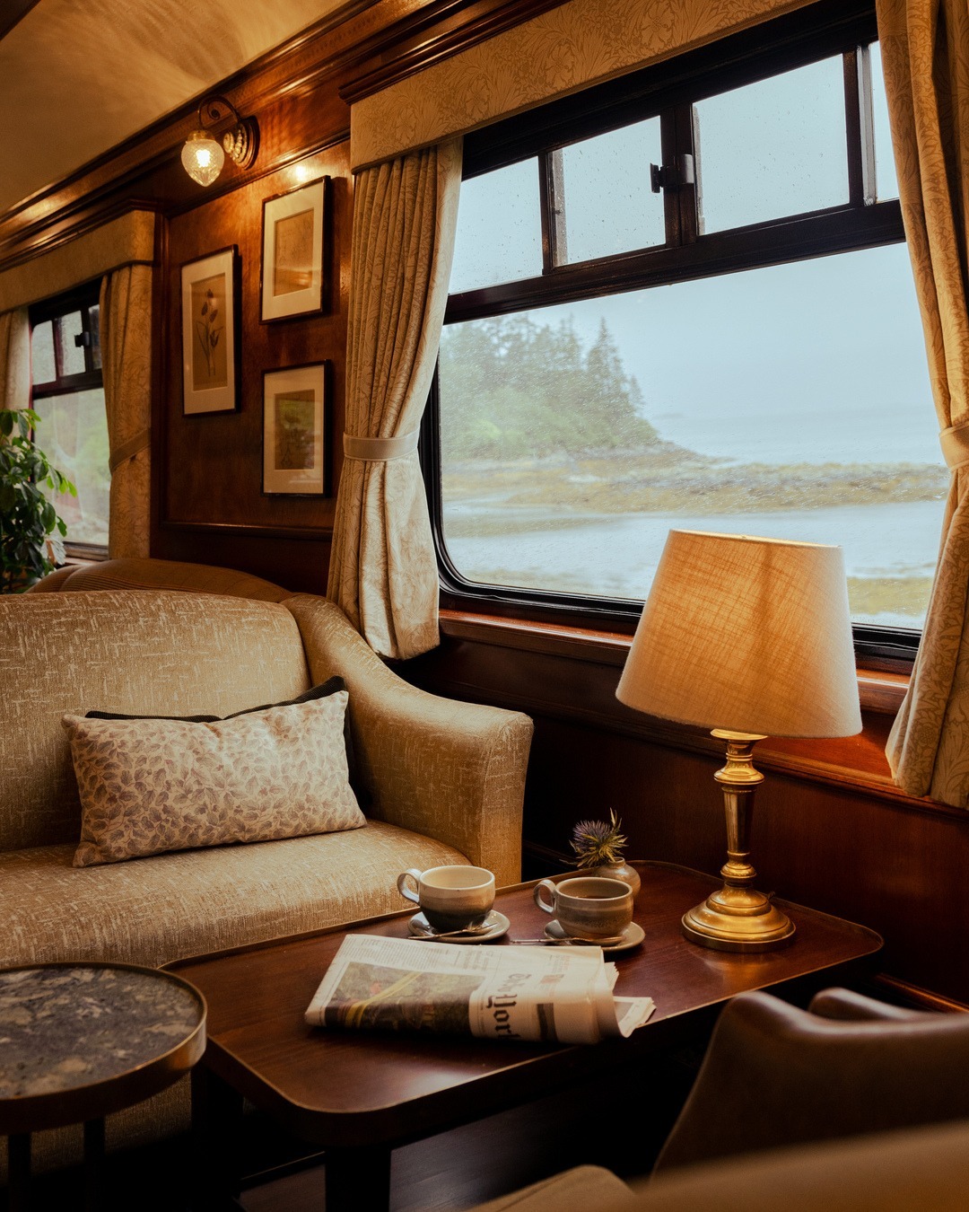 Belmond Royal Scotsman lounge