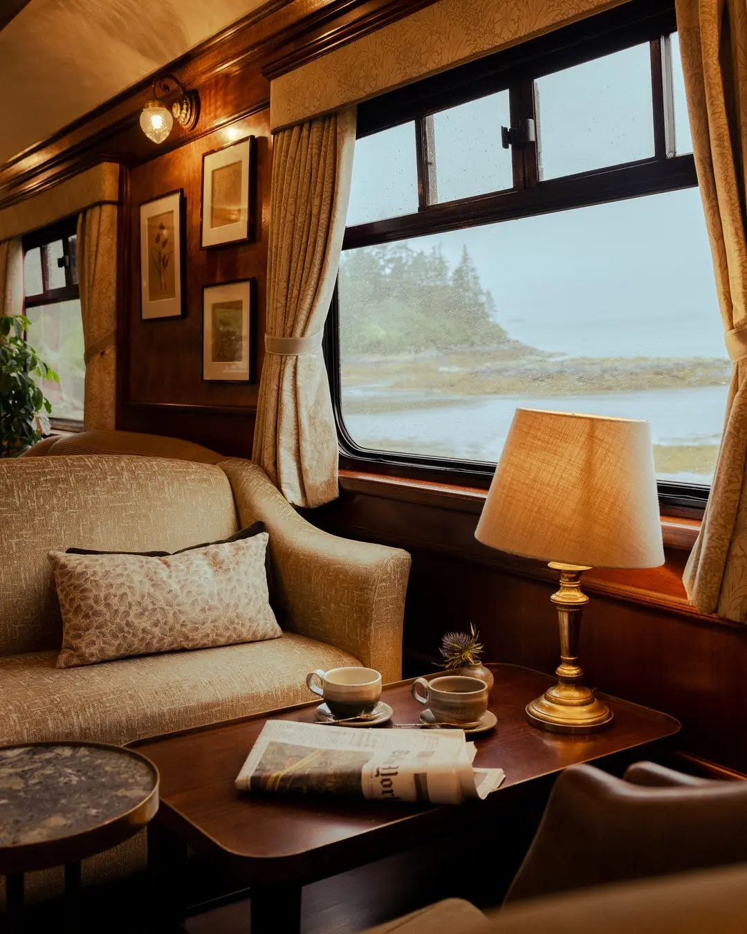 Belmond Royal Scotsman lounge