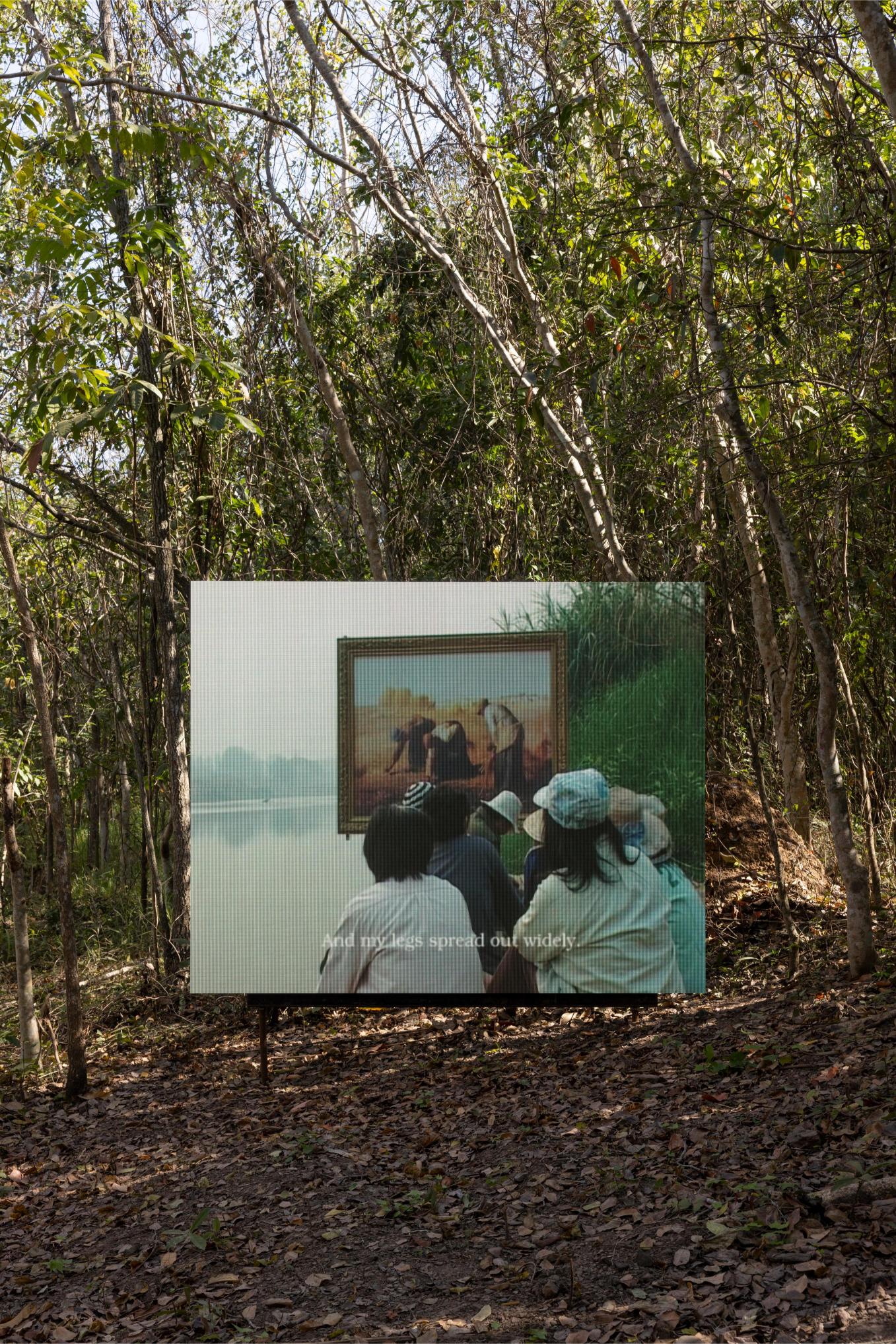 Araya Rasdjarmrearnsook "Two Planets Series", photo: Andrea Rossetti / 