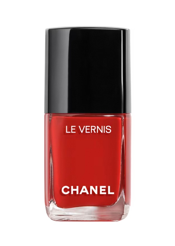 lak za nokte za ljeto u crveno boji chanel